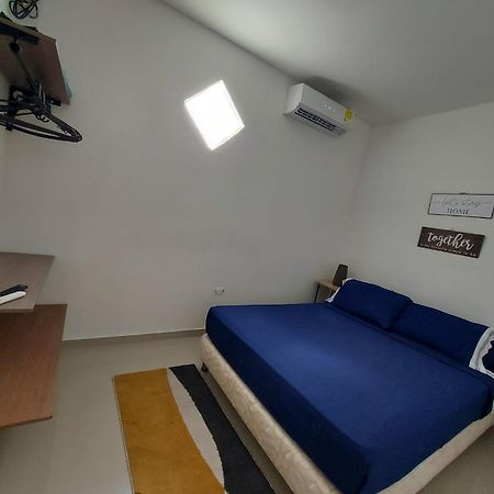 Cocos Beachside Apartment San Andrés Екстериор снимка